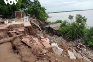 Emergency relief granted to landslide victims in Cambodia