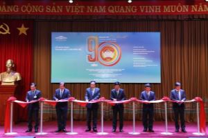 250 documents and photos on great national unity exhibited in Hanoi