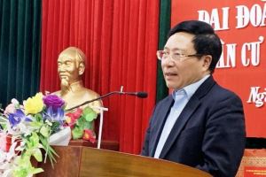 Deputy Prime Minister attends great national solidarity festival in Nam Dinh