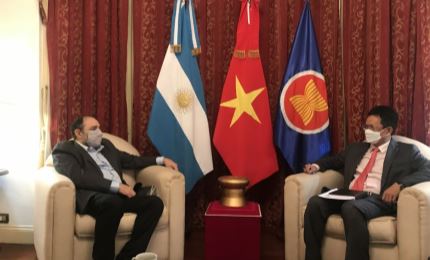 Promoting cooperation between Vietnam, Argentina national radio stations