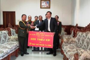 Laos receives assistance from Vietnam for COVID-19 prevention