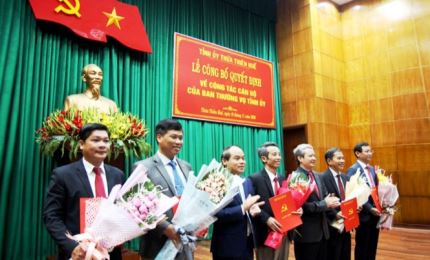Thua Thien-Hue announces Decisions on personnel work
