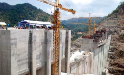 Vietnam pours capital into over 400 projects in Laos
