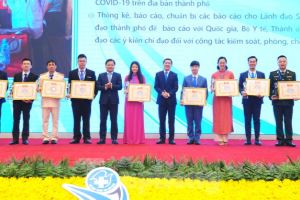 10 young Vietnamese physicians honoured at congress