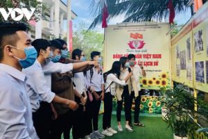 Can Tho city organizes exhibition on Vietnamese Communist Party