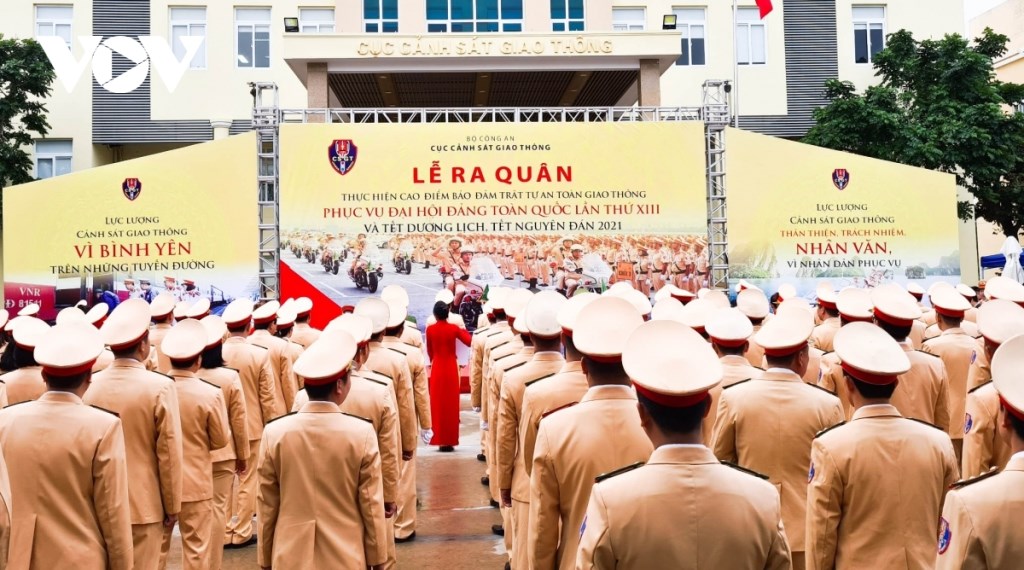 The traffic police will ensure absolute safety and security for the upcoming 13th National Party Congress, which will take place early next year in Hanoi.