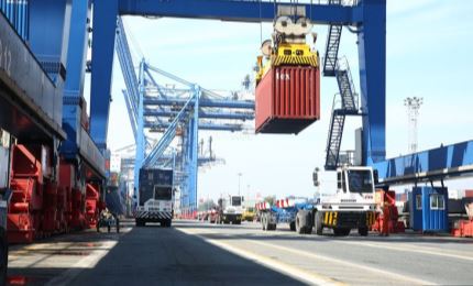 Total export-import revenue estimated at 489.1 billion USD in 11 months
