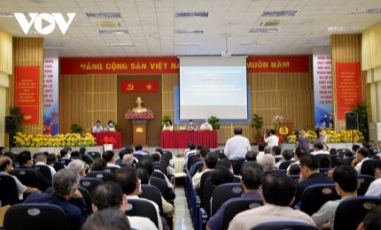 Ho Chi Minh City voters suggest to be more substantive in receiving citizens