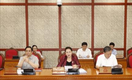 Southern localities urged to complete draft documents to Party Congresses