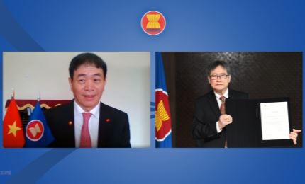 Ambassador Nguyen Hai Bang presented his letter of credential to ASEAN Secretary-General