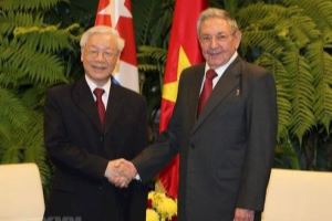 Cuban Party leader congratulates Nguyen Phu Trong on re-election