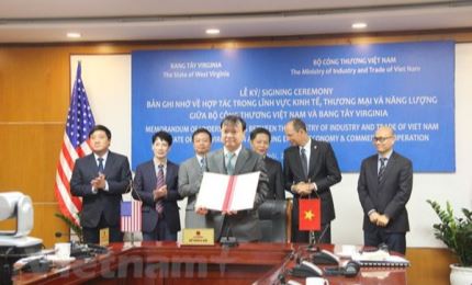 Bolstering bilateral cooperation between Vietnam and West Virginia