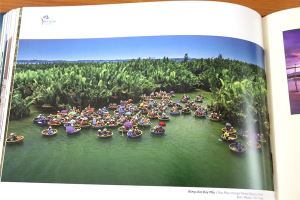 Book introduce Vietnam’s majestic landscapes and unique culture
