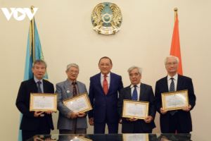 Kazakhstan highlights Vietnamese translators for boosting cultural ties with Kazakhstan
