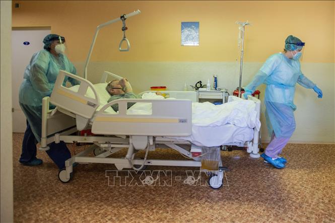 A COVID-19 patient treated in the Czech Republic (Photo: VND)