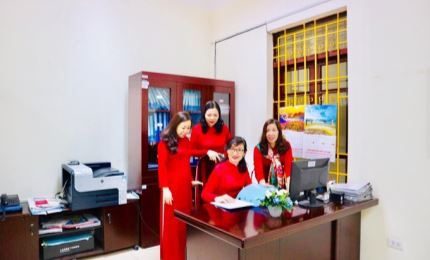 Spreading Ao dai’s beauty at working and living places