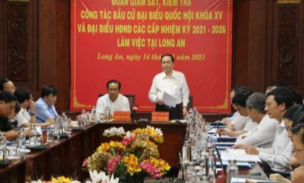 NA Vice Chairman Tran Thanh Man inspects election preparation in Long An province