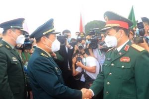 6th border defence friendship exchange between Vietnam and China