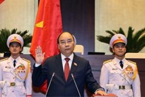 Vietnam will continue making new miracles: new State President