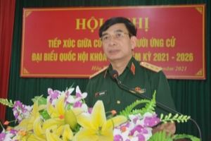 Defense minister meets with voters in Thai Nguyen