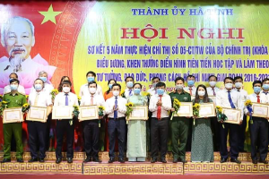 56 typical examples of studying and following Uncle Ho in Ha Tinh City honoured