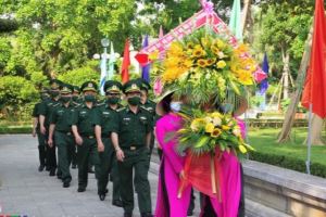 Uncle Ho remembered in central Nghe An province to mark his 131st birthday