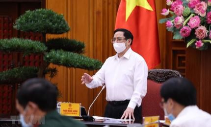 PM Pham Minh Chinh orders localities to expeditiously work to contain COVID-19